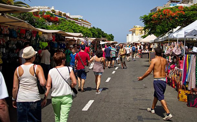 Puerto de Mógan straatmarkt