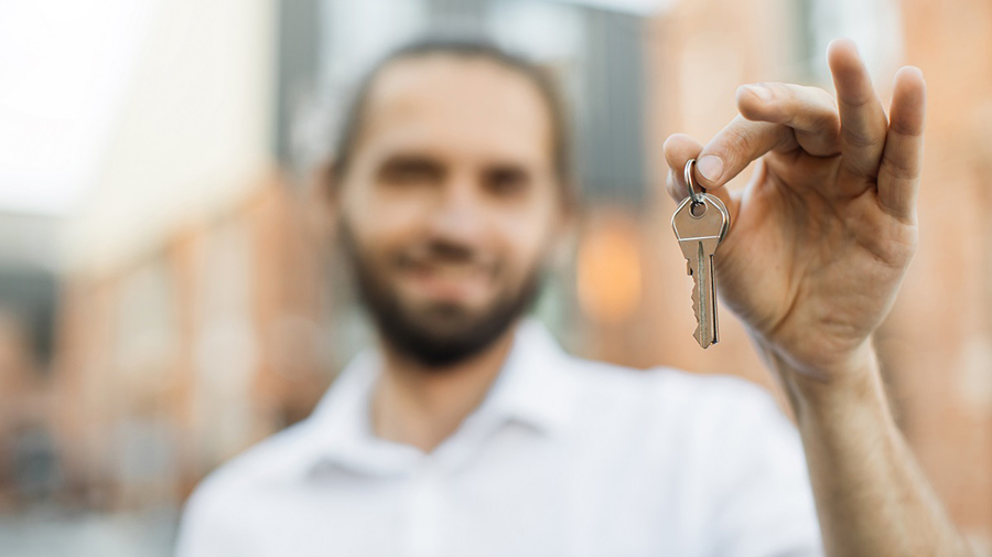 Een non-profitorganisatie biedt betaalbare huisvestingsoplossingen op de Canarische Eilanden