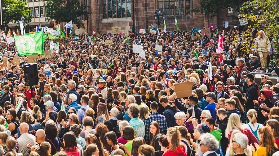 STAKING in het toerisme op de Canarische Eilanden tijdens de Paasweek!