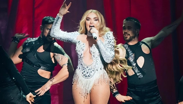 Het Yumbo-plein zal een speciale gala organiseren om Melody op het Eurovisie Songfestival te zien, met Roberto Herrera en Jia Miles