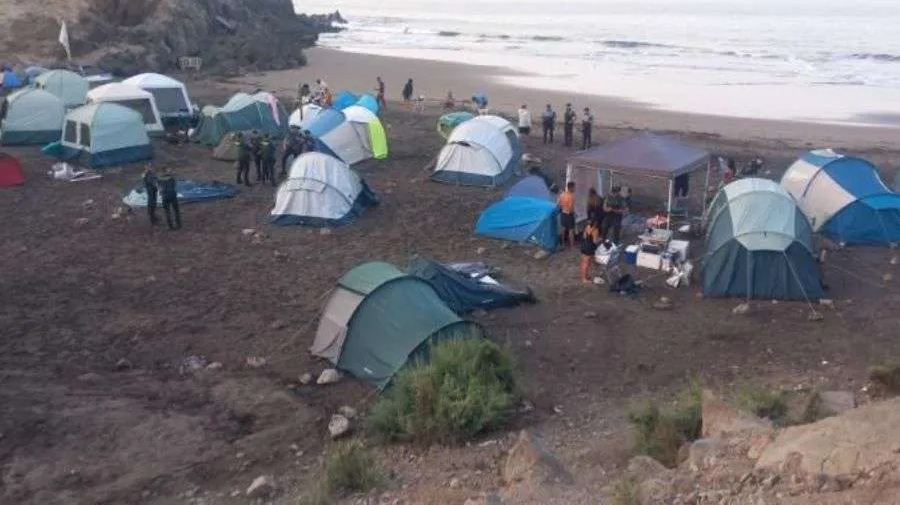 Illegaal kampeerterrein ontmanteld op Gran Canaria